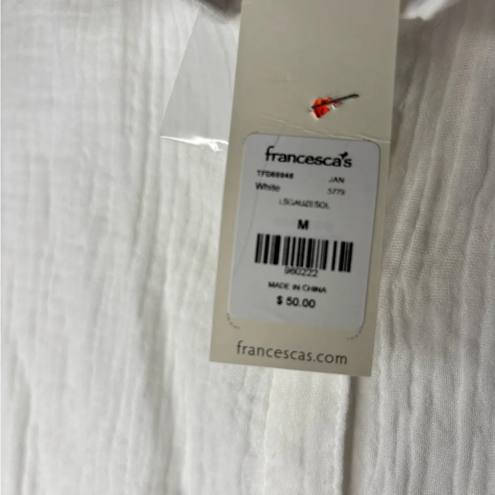 Francesca's Collections White Textured Cotton Button-Down Shirt - Picture 4 of 5